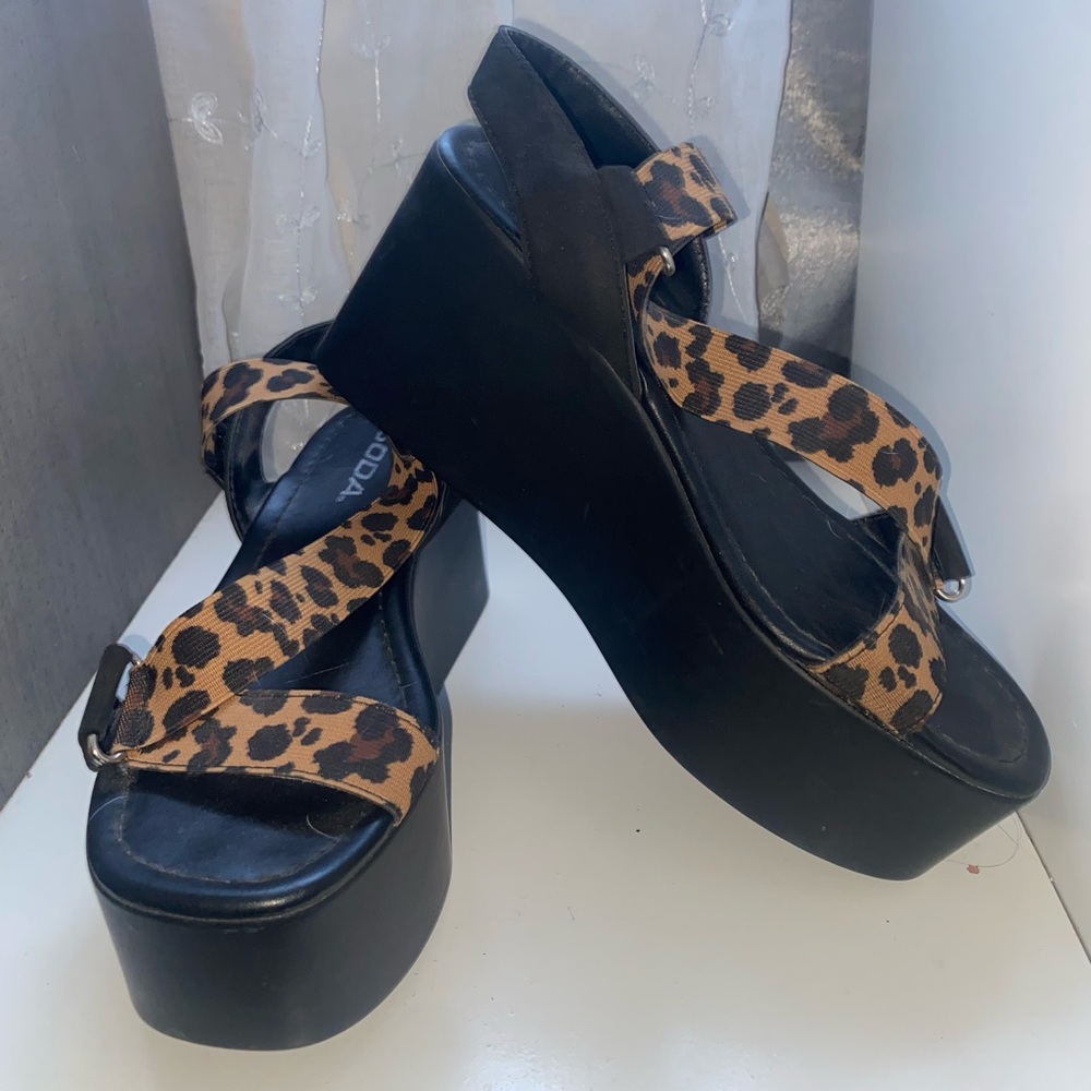 Leopard wedges with elastic straps, size 6.